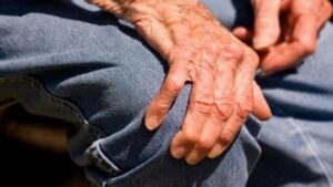 A prisión adulto mayor señalado de agresión sexual contra su nieta en Bolívar