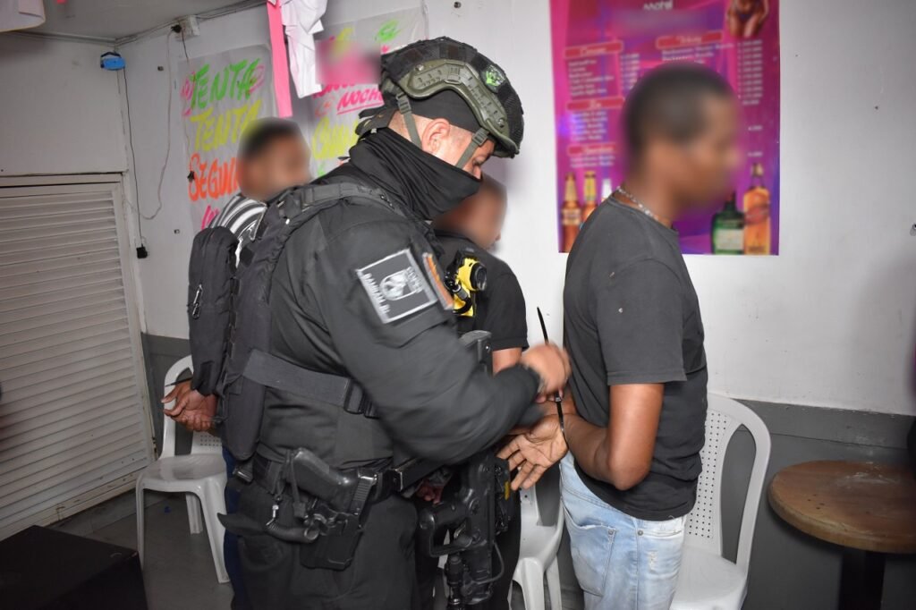 Capturan a presuntos miembros de una red de explotación sexual en Cartagena  - impactonews.co