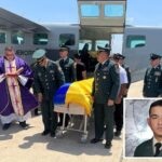 Reciben con honores el cuerpo del sargento barranquillero que murió tras accidente aéreo en Chocó