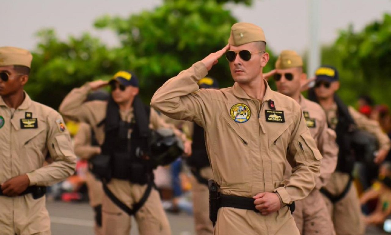 Desfile militar y policial del 20 de julio en el Gran Malecón de