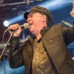 Mickey Taveras celebra un año más de vida cantando en España