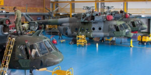 Capturan a siete militares del Ejército por presunta corrupción en contratos de mantenimiento de helicópteros MI-17