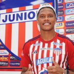 “¡Yairo Moreno es tiburón!”: Junior oficializa la contratación del futbolista antioqueño
