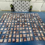 “La droga estaba camuflada entre sacos de azúcar”: incautan 971 kilos de cocaína en Santa Marta