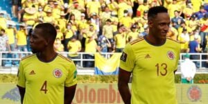 Cuesta y Mina, dos nuevas ‘bajas’ en la defensa de la Selección Colombia: DT Lorenzo mira alternativas