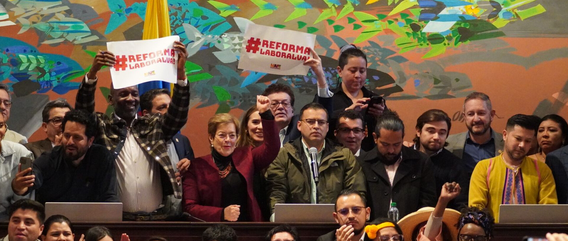 Reforma laboral fue aprobada en segundo debate de la Cámara de ...