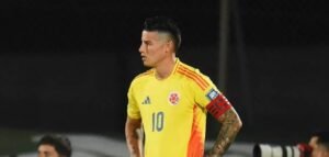 La Tricolor parte a Barranquilla para su juego ante Ecuador por Eliminatorias: ¡James está en duda!