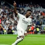 Vinicius se inspiró con un ‘hat-trick’ y Real Madrid goleó al Osasuna: recortan distancia al Barcelona