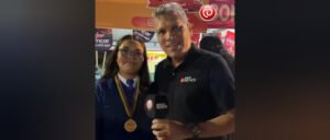 Del grado al Festival del Perro Caliente en Barranquilla para celebrar su título de bachiller