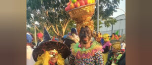 Carnaval de Barranquilla lamenta la muerte de Isidro Bravo Chávez, director del disfraz colectivo “Las Negras Curramberas”