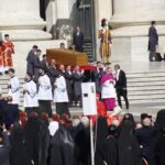 Más de 250.000 personas asistieron al funeral del papa Francisco en el Vaticano