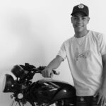 “Estaba con unos amigos realizando piques”: accidente cobra la vida de joven motociclista en Juan Mina