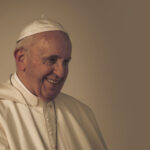 “El sepulcro debe ser en tierra, simple”: papa Francisco