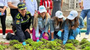 Alcaldía de Barranquilla premia el compromiso ciudadano y lanza concurso ‘Tu Cuadra Limpia y Linda’