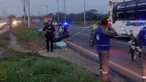 Fallecido en accidente en Galapa había atracado a un estudiante y huía cuando un carro lo arrolló en la vía