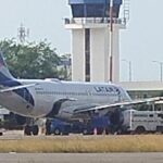 Hombres armados irrumpieron en pista del aeropuerto de Riohacha y asaltaron un carro de valores