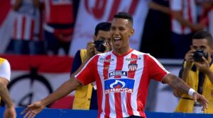 ¡Después del fútbol, el partido de la vida sigue!: exjugador campeón con Junior trabajaría como conductor de Uber