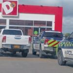 Atraco, balacera y un ciudadano herido por una bala perdida en tienda del barrio San Antonio, en Soledad
