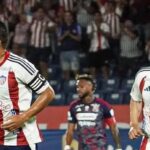 Bacca y Teo hablaron: ambos quieren contagiar al juniorista de la creencia que tienen de este Junior