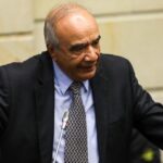 Héctor Carvajal, abogado del presidente Petro, fue elegido por el Senado como nuevo magistrado de la Corte Constitucional