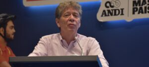 Presidente de la ANDI hace un llamado al gremio de empresarios para que apoye la reforma laboral