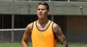 Pese a que aún no dan los convocados de la Tricolor, James se pone a tono practicando con Envigado