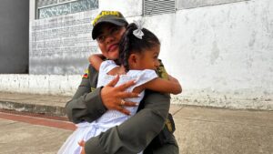 Liceth Aldana, la madre policía que le ganó al cáncer sin quitarse el uniforme