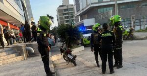 “Iban a atracar a un comerciante en Villa Santos  y este les disparó”: un presunto delincuente murió y otro resultó herido