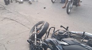 Motociclista murió tras chocar contra un poste en el barrio Simón Bolívar