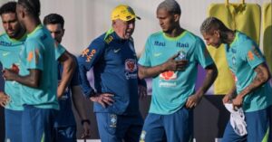 Debut de Ancelotti con Brasil ante Ecuador abre la fecha 15 de Eliminatorias: este jueves se darán tres partidos