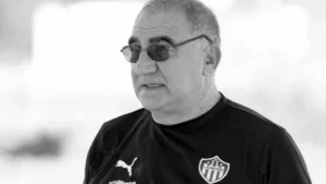 El “Zurdo” López: un legado que como jugador y técnico dejó para su recuerdo 14 títulos conquistados