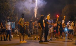 “Cacería de emigrantes”: grupos racistas desatan descontrol y pánico en calles de Murcia, en España