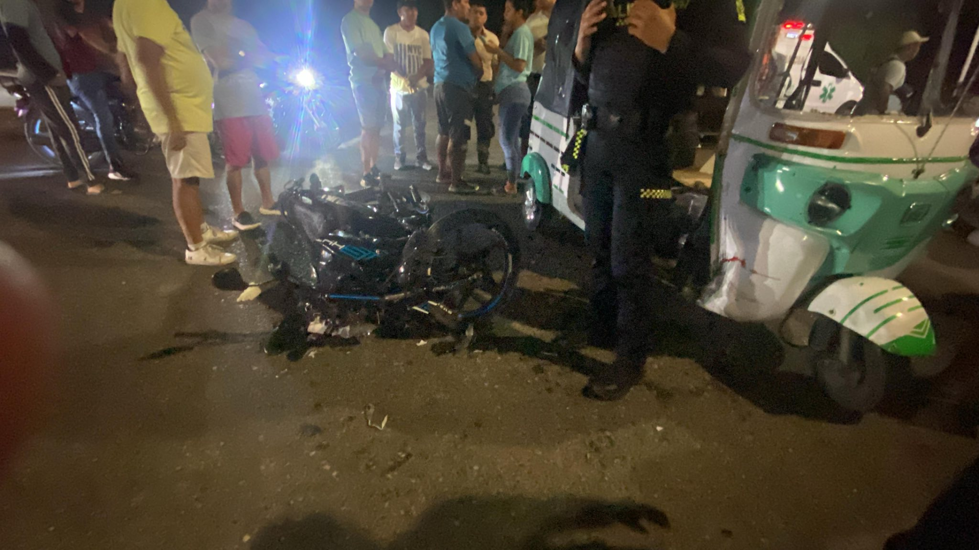Choque entre moto y motocarro deja tres heridos en la Cordialidad, a la ...