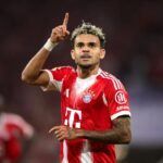 Prestigiosa revista inglesa ubicó a Lucho entre los 100 mejores jugadores del 2025: superó a Messi y Cristiano