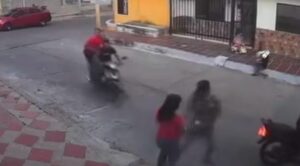 “Como manada le caen a su víctima”: mujer fue atracada en el barrio San Felipe, en Barranquilla