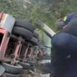 “Pensé que era un muñeco”: relato del policía que salvó a un bebé tras choque de tractomula en Boyacá