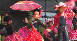 Regresó el Semillero del Carnaval de los Niños y se vivió con alegría y tradición en la Plaza de la Paz