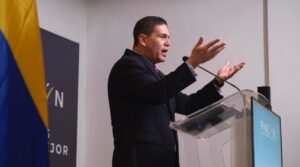 “Petro no va a EE. UU. a defender a Colombia, va a abogar por Maduro”: Juan Carlos Pinzón