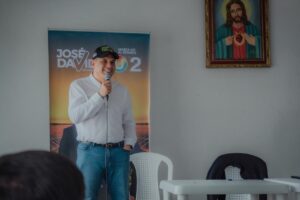 “Escuchar, recorrer y actuar”: José David Name intensifica su gira nacional rumbo al Congreso en 2026