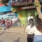 Crimen en el centro de Barranquilla: hombre fue atacado afuera de un local