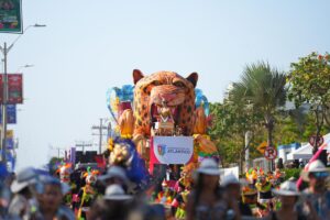 “Artesanías del Atlántico” gana el primer lugar como la mejor carroza en la Batalla de Flores 2026