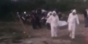 Consternación en Soledad por crimen de recicladora: fue hallada envuelta en sábanas en zona enmontada