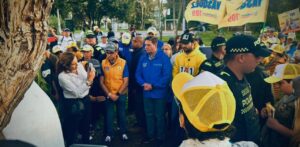 “No podemos seguir en un país con miedo”: Juan Carlos Pinzón en homenaje a Miguel Uribe Turbay