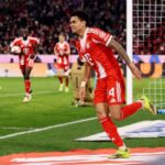 Triplete de Lucho ante Hoffenheim lo montó en la cúspide del Bayern Múnich: ¡bajó a James Rodríguez!