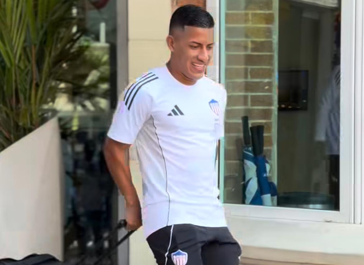 Con la alegría del Carnaval de Barranquilla impregnada en su piel, Junior tomó vuelo a Manizales