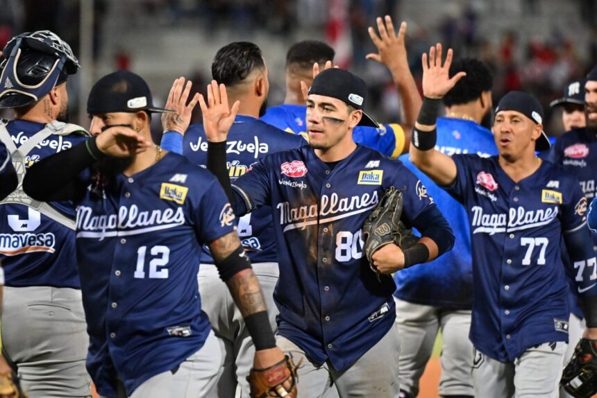 Caimanes tuvo todo servido para ser campeón, pero Navegantes le “volteó la arepa” en el octavo inning