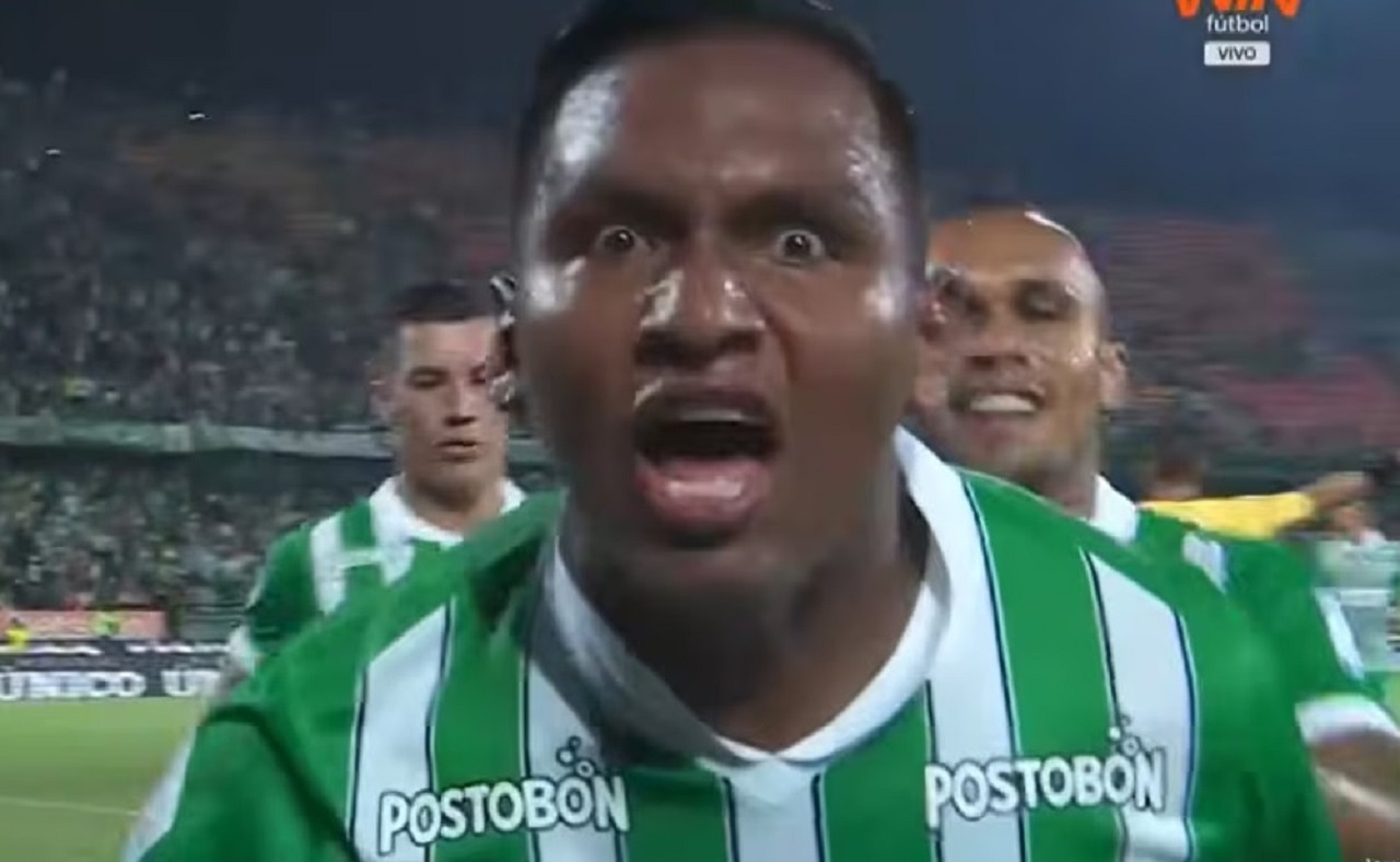 ¡Un Búfalo descocado! Morelos, en su festejo ante la cámara, lanzó una palabrota y dijo que es el mejor