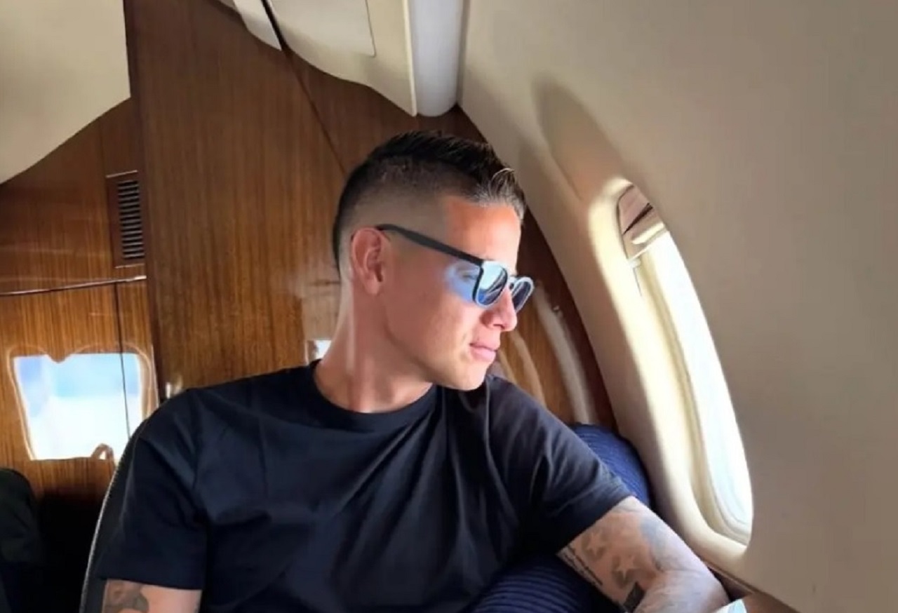 “Here we go”: James, a bordo de su jet privado, estaría viajando a la MLS para sellar su destino