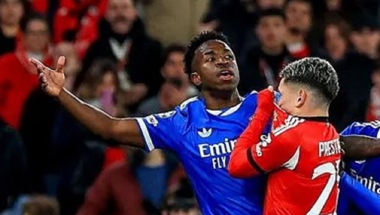 Con un supuesto insulto racista de jugador argentino contra Vinicius, iniciaron los dieciseisavos de la Champions