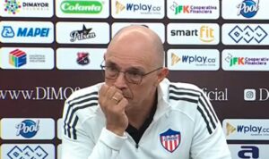 “Fue justo el resultado, no logramos jugar bien”: el DT Alfredo Arias reconoció lo sabido